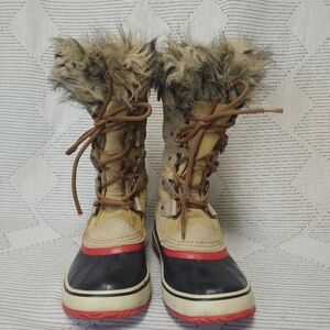 Sorel Beige and Black Fur-Lined Boots